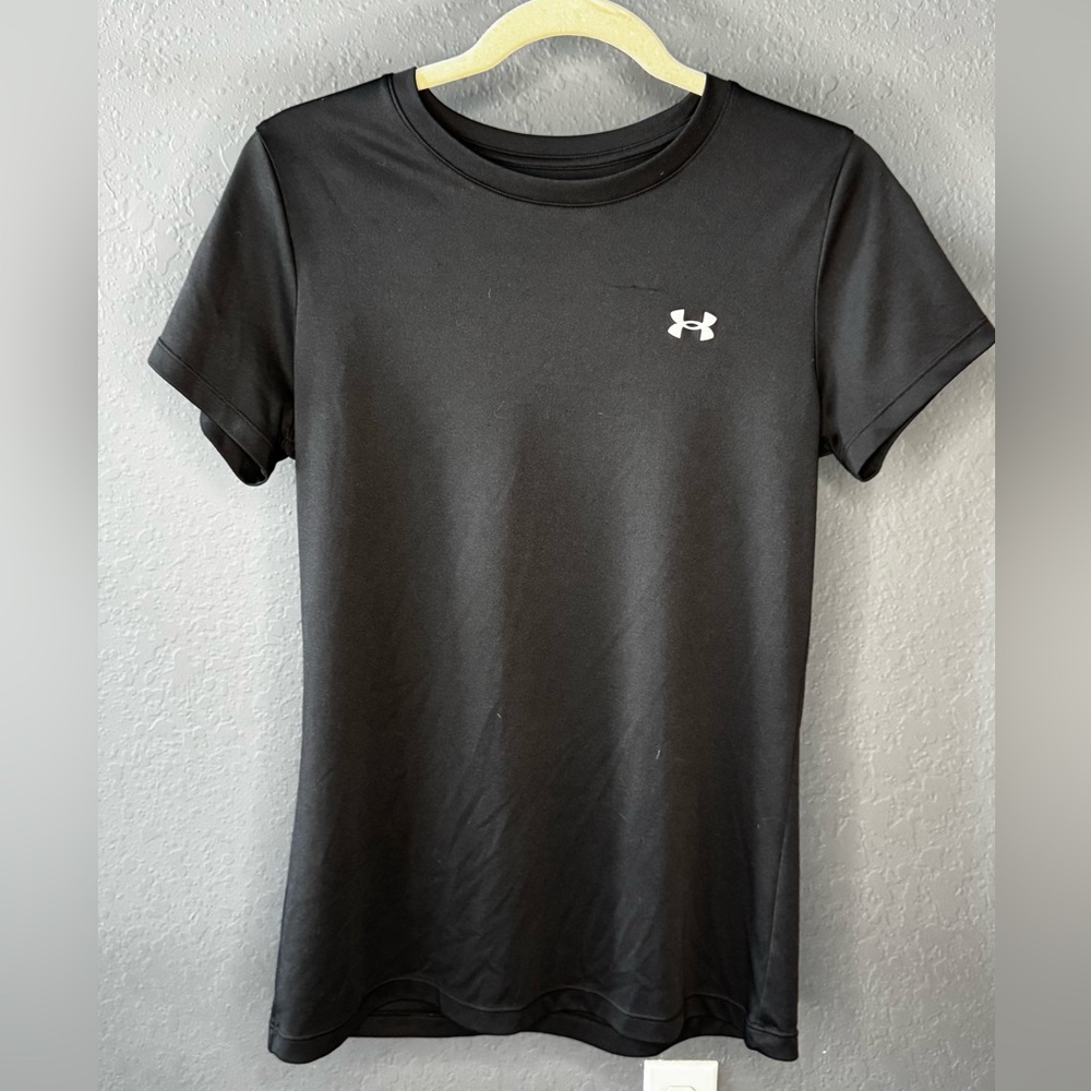 Women’s Under Armour Black HeatGear Top